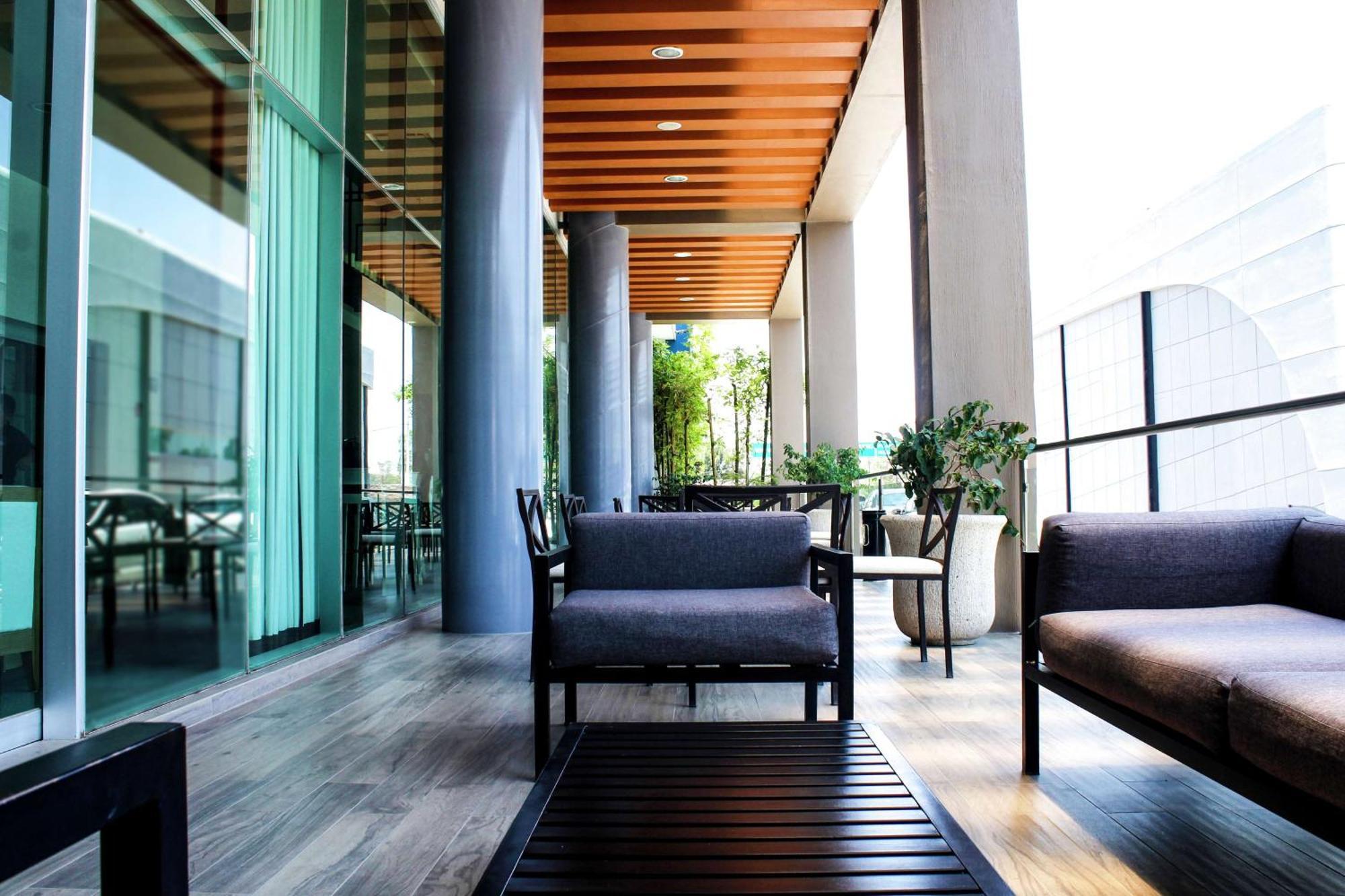 Hampton Inn & Suites By Hilton Aguascalientes Aeropuerto Exterior photo